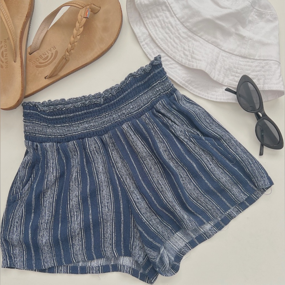 boho beachy patterned shorts 🌊☀️🐚